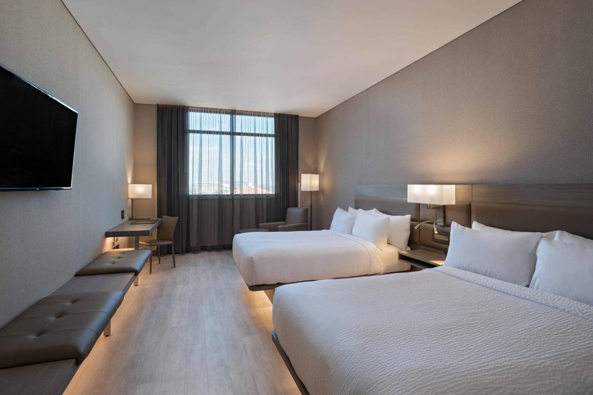 Ac Hotels By Marriott Guatemala Exterior foto